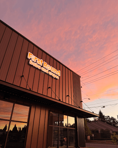 First Round Boba and Crepe