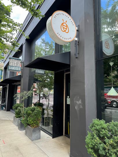 Honey Pearl Cafe PDX